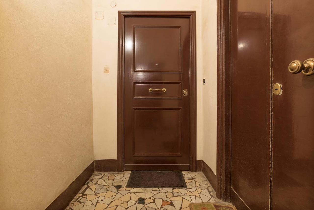 Villa Borghese Roomy Flat Rom Exteriör bild